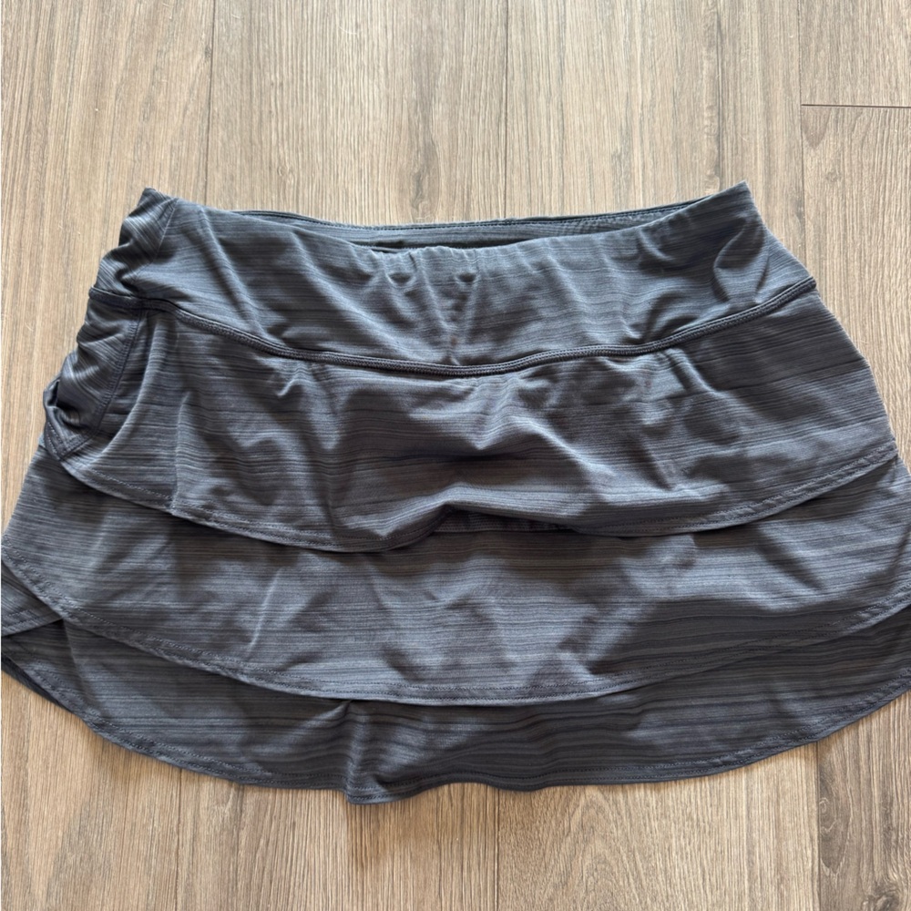 Athleta Black and Gray Layered Skort
